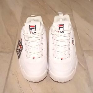 Fila Disruptor